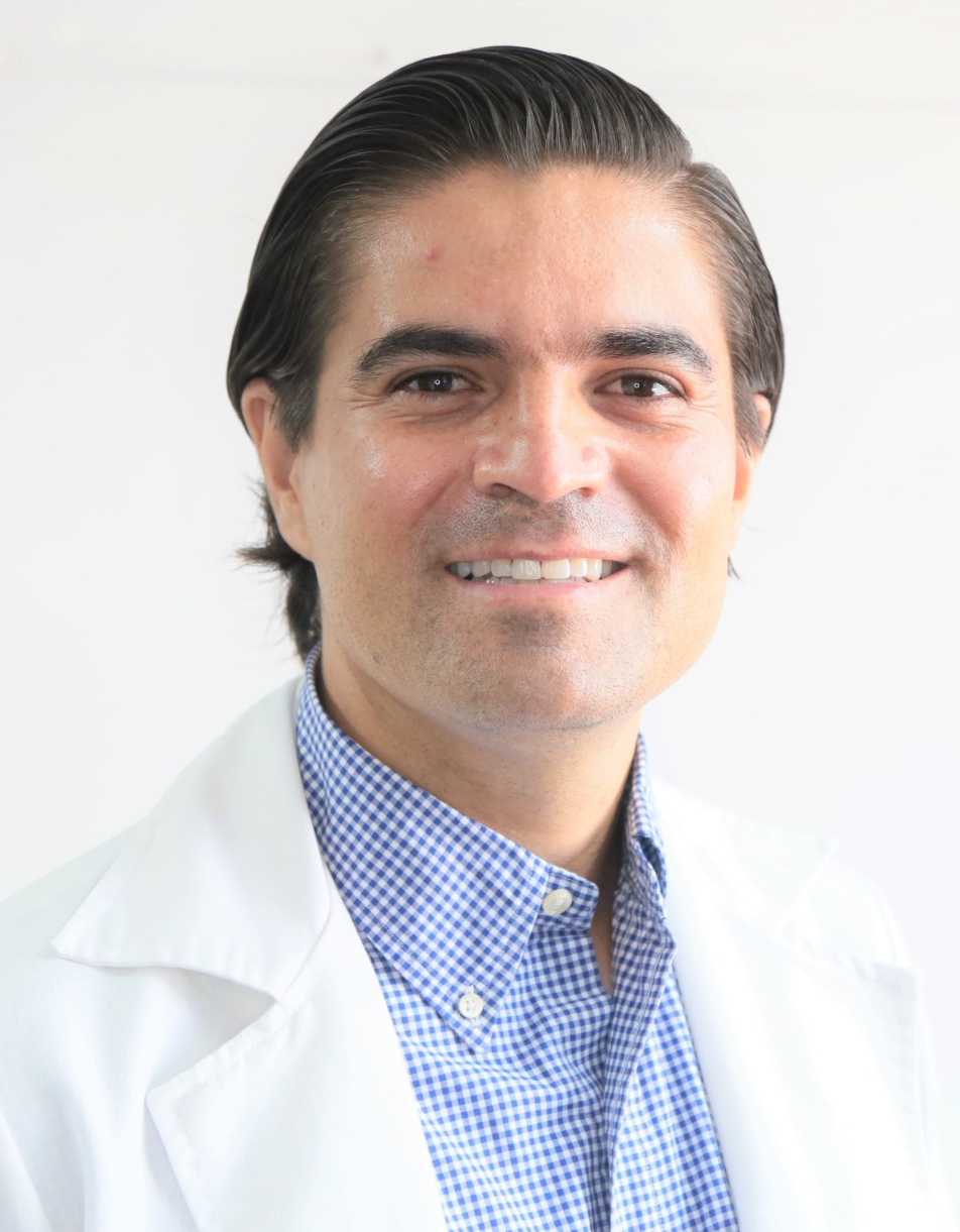Dr. Jonathan Samuel Chávez